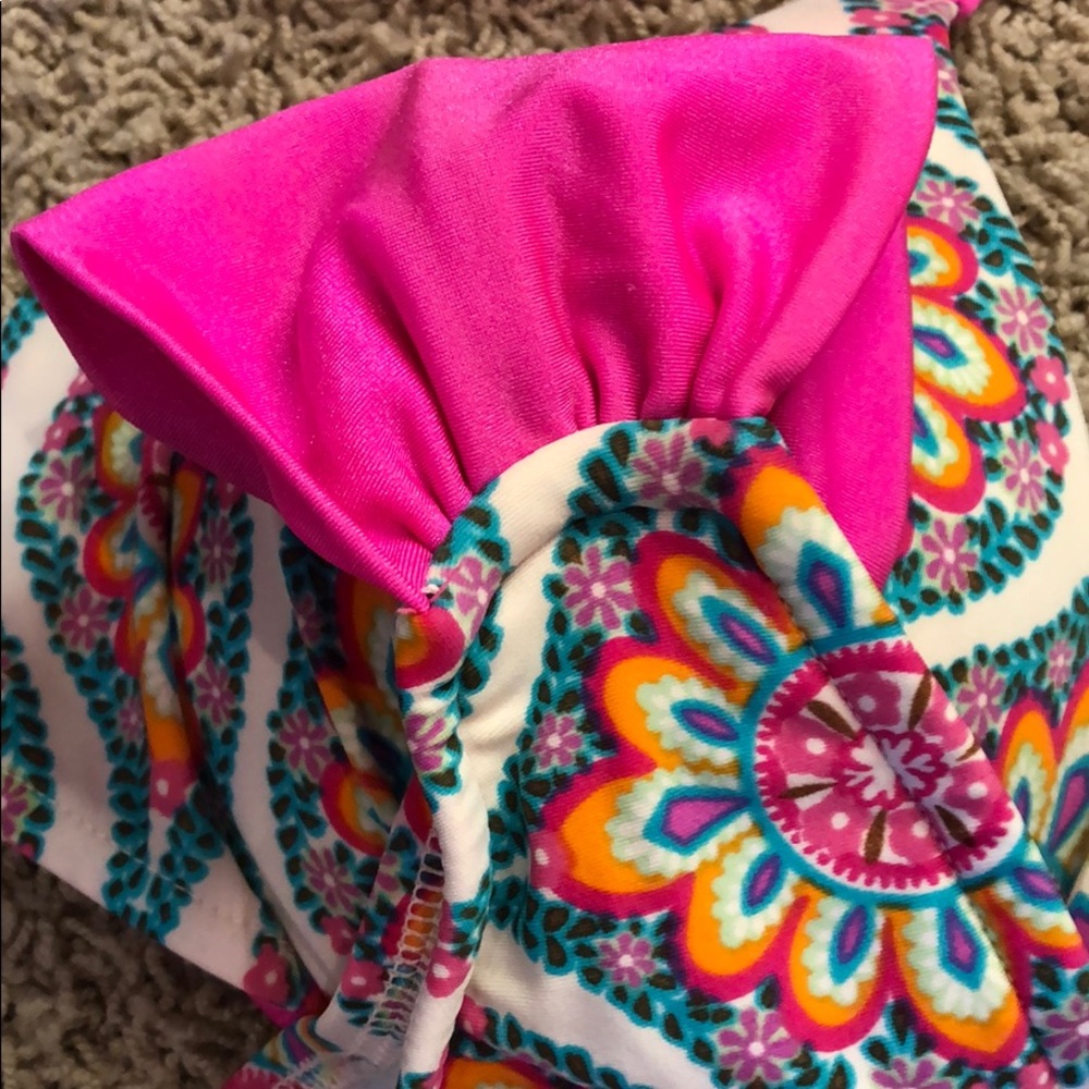 Bright pattern bikini - Picture 2 of 3
